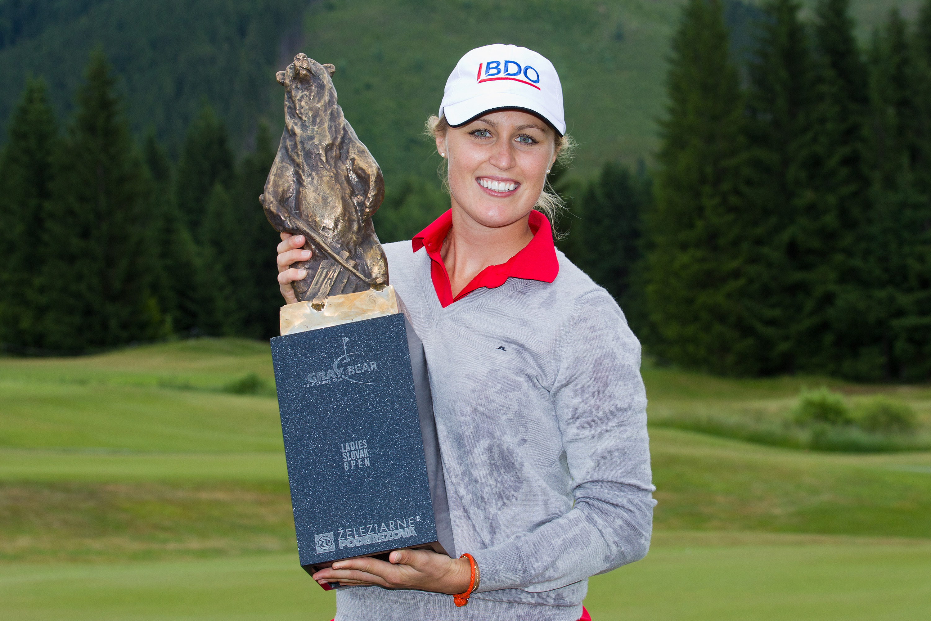 Camilla Lennarth Trophy.jpg